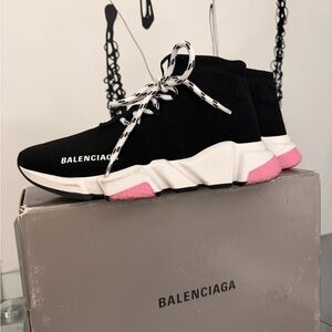 Balenciaga Women's Black and Pink Knit Sneakers